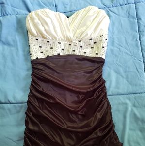 Semi formal strapless cinch dress